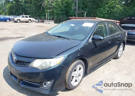2012 Toyota Camry Se/Le/Xle z USA, uszkodzony, nr VIN 4T1BF1FK8CU080212